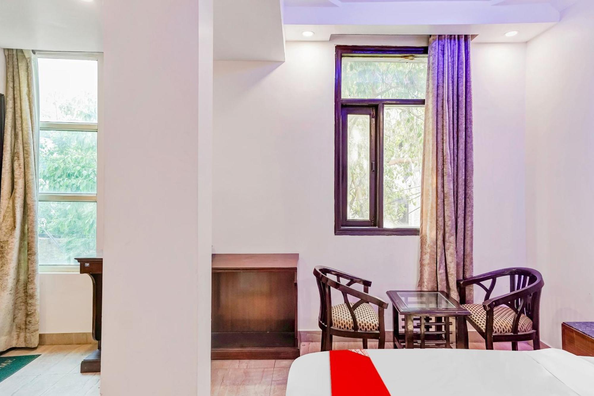 Hotel O Delhi Empire นิวเดลี ภายนอก รูปภาพ
